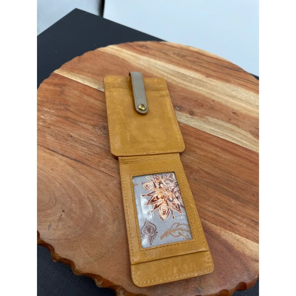 Hobo Euro Slide Card Case Wallet Womens OS Taupe Tan Distressed Leather Snap